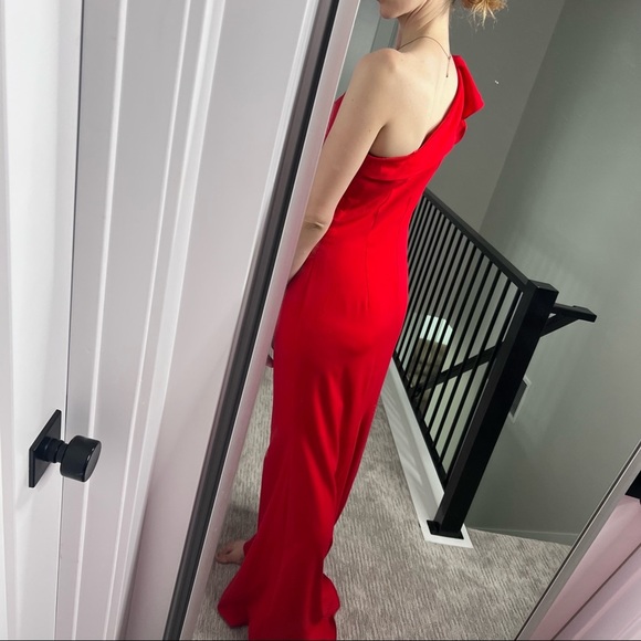 Red one shoulder dress - Picture 8 of 10